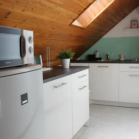 Rozsahaz バラトンフレド